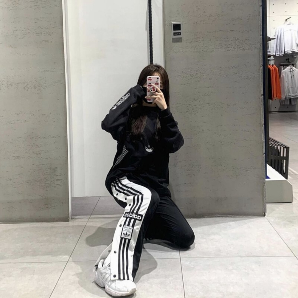 ADICOLOR CLASSICS ADIBREAK TRACK PANTS Small
